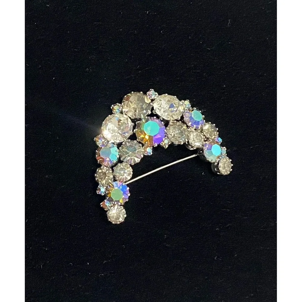 Vintage KARU Arke Blue‎ AB Rhinestone Crescent Moon Brooch Silver Tone Excellent